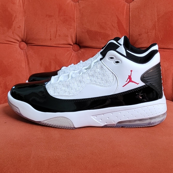 Jordan Max Aura 2 CK6636 102 Men's Size 11 White/Gym Red-Black - Picture 5 of 11